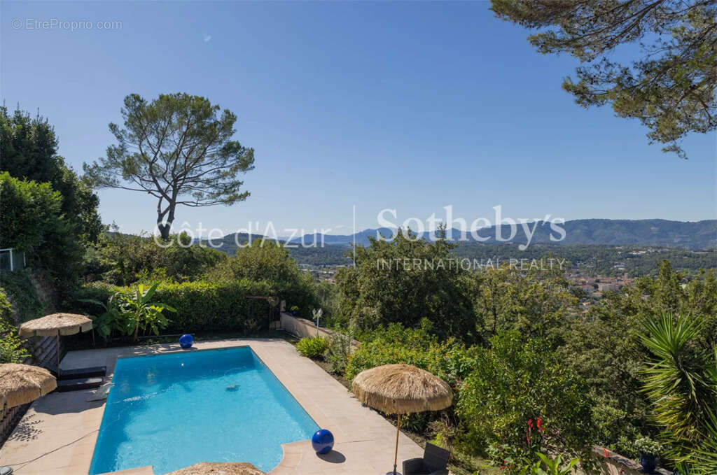 Mouans-Sartoux, villa avec vue mer et Estérel, piscine et garage aménageable - photo 3