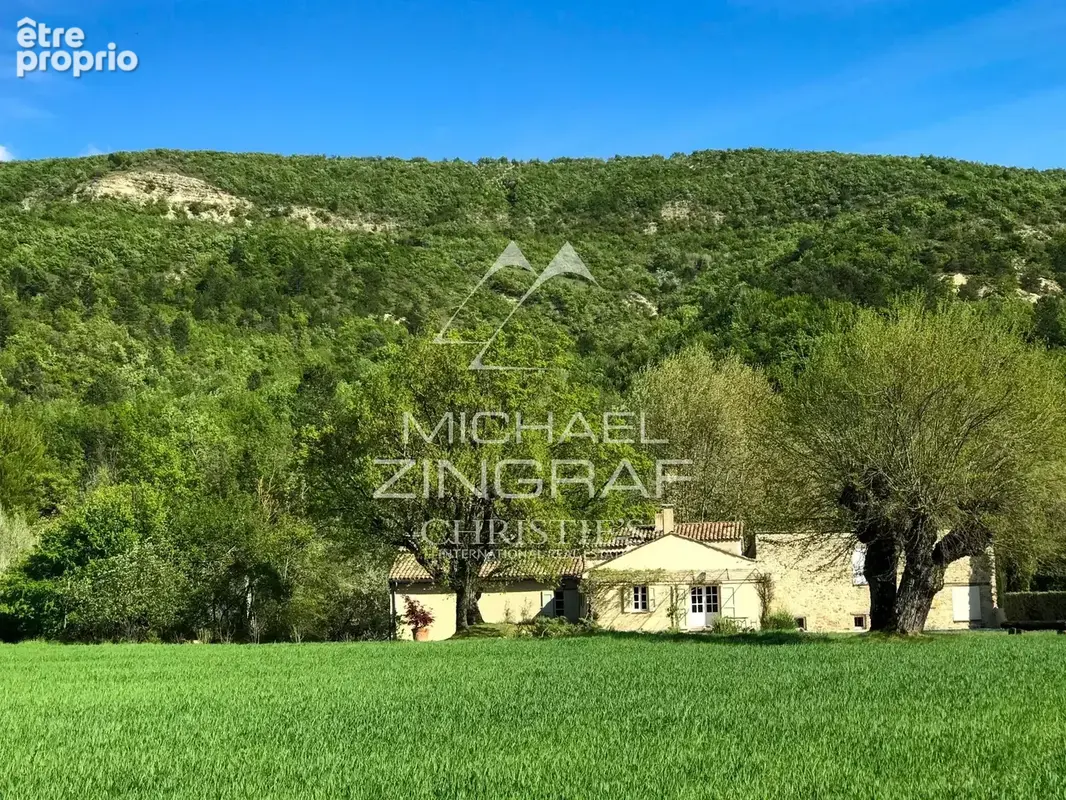 Moulin du XVII élégamment rénové - photo 38