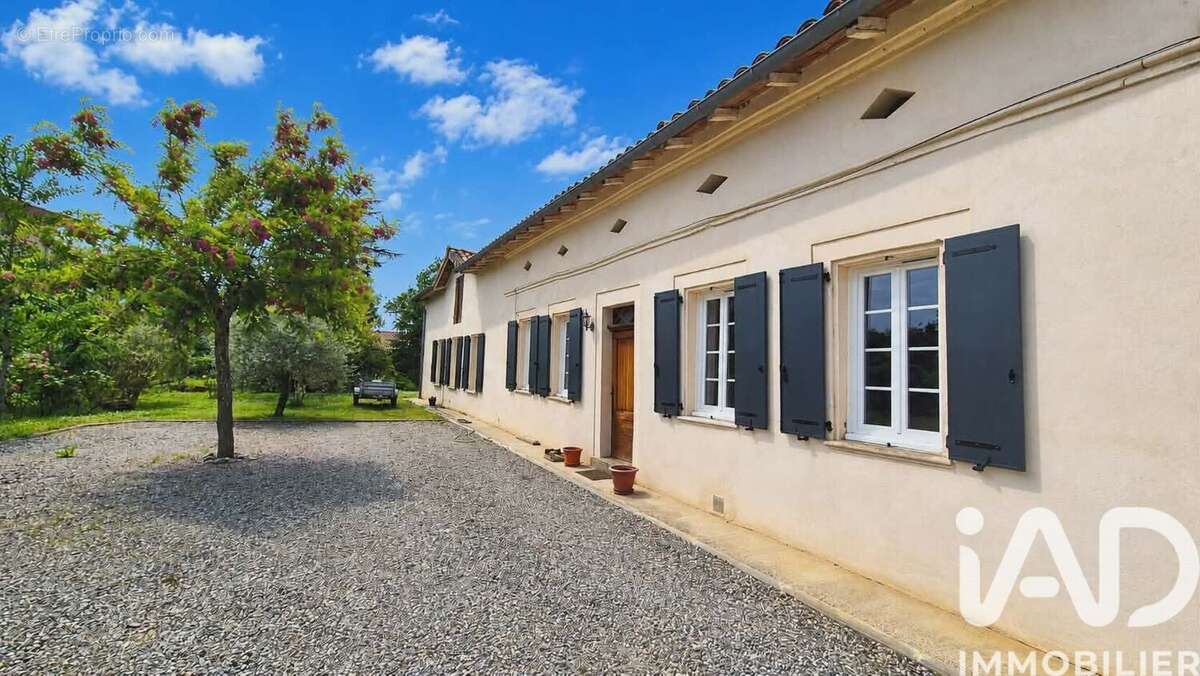 Photo 2 - Maison à LEGUEVIN