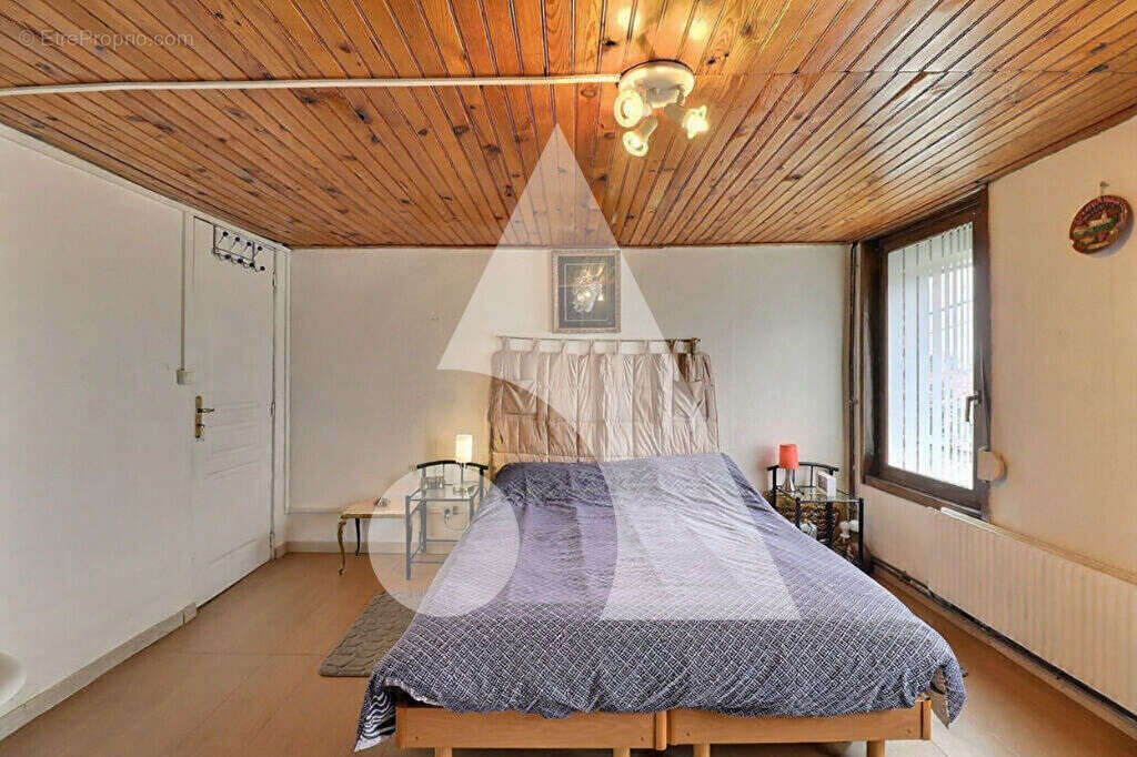 Maison à PETITE-FORET