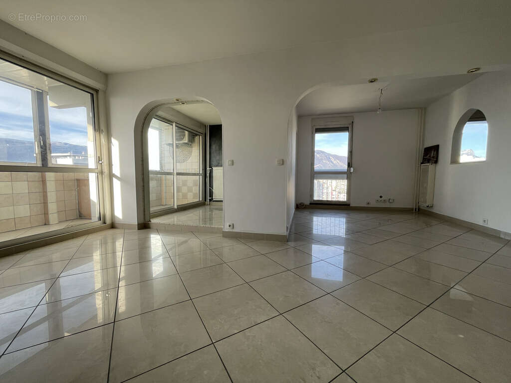 Appartement à GRENOBLE