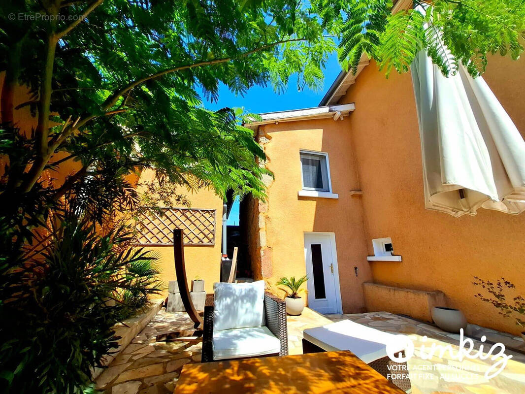 Maison de ville pleine de charme - photo 1