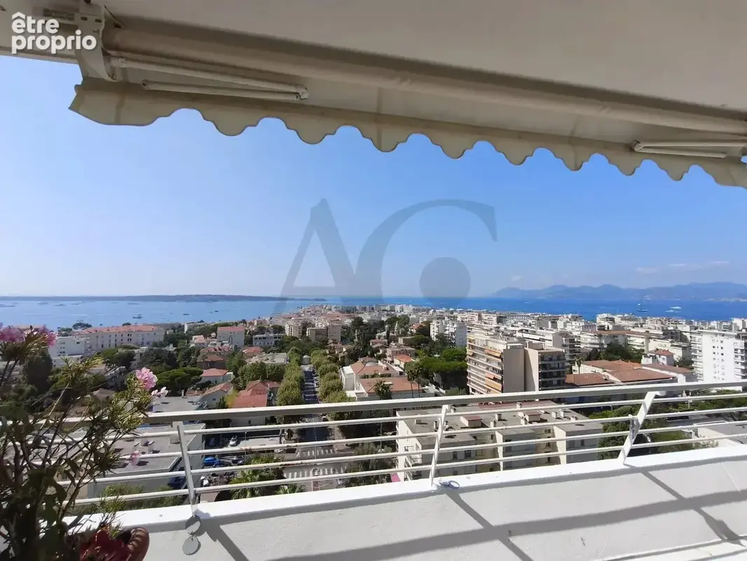 EXCLUSIVITE ! Vue Mer Panoramique – Cannes- Iles de Lérins - Estérel pour cet Appartement d'exception – - photo 3