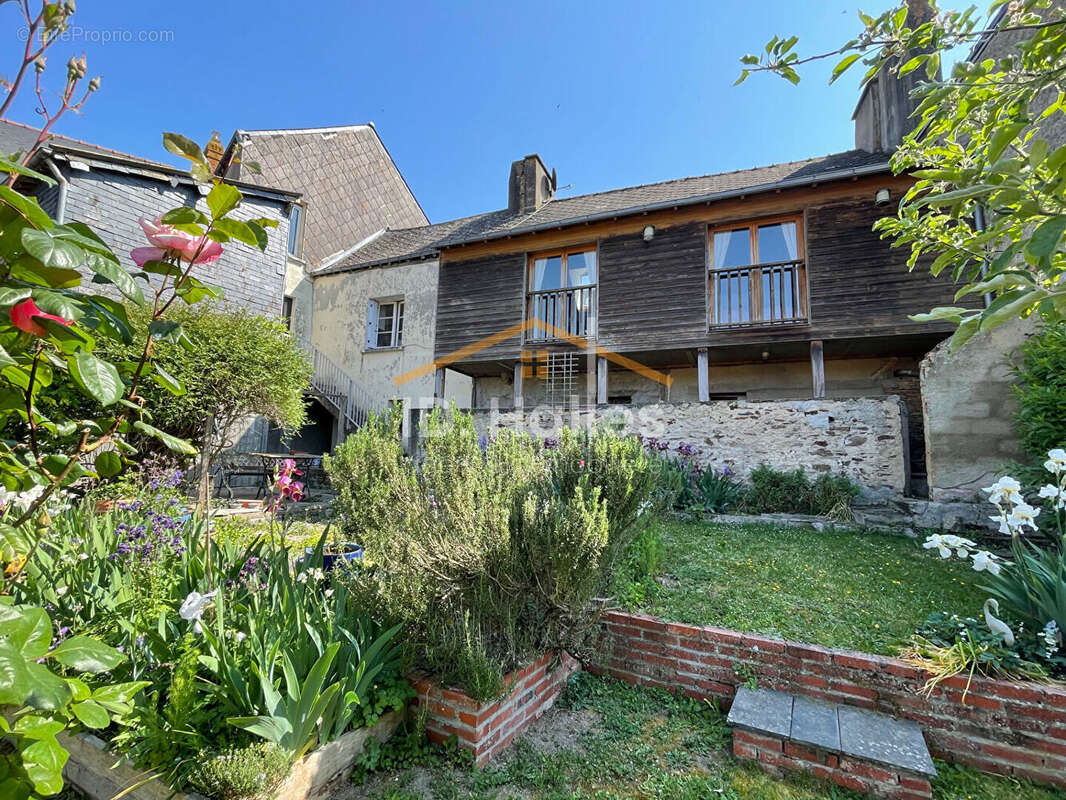 Maison à POUANCE