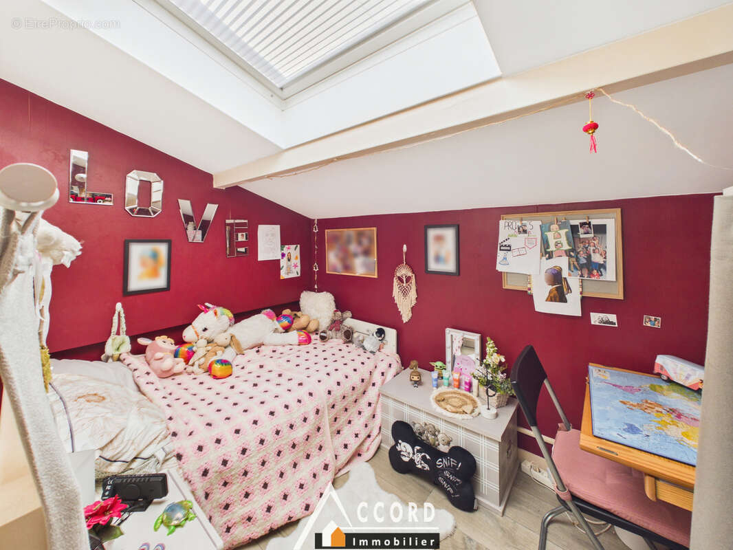 Appartement à SARTROUVILLE