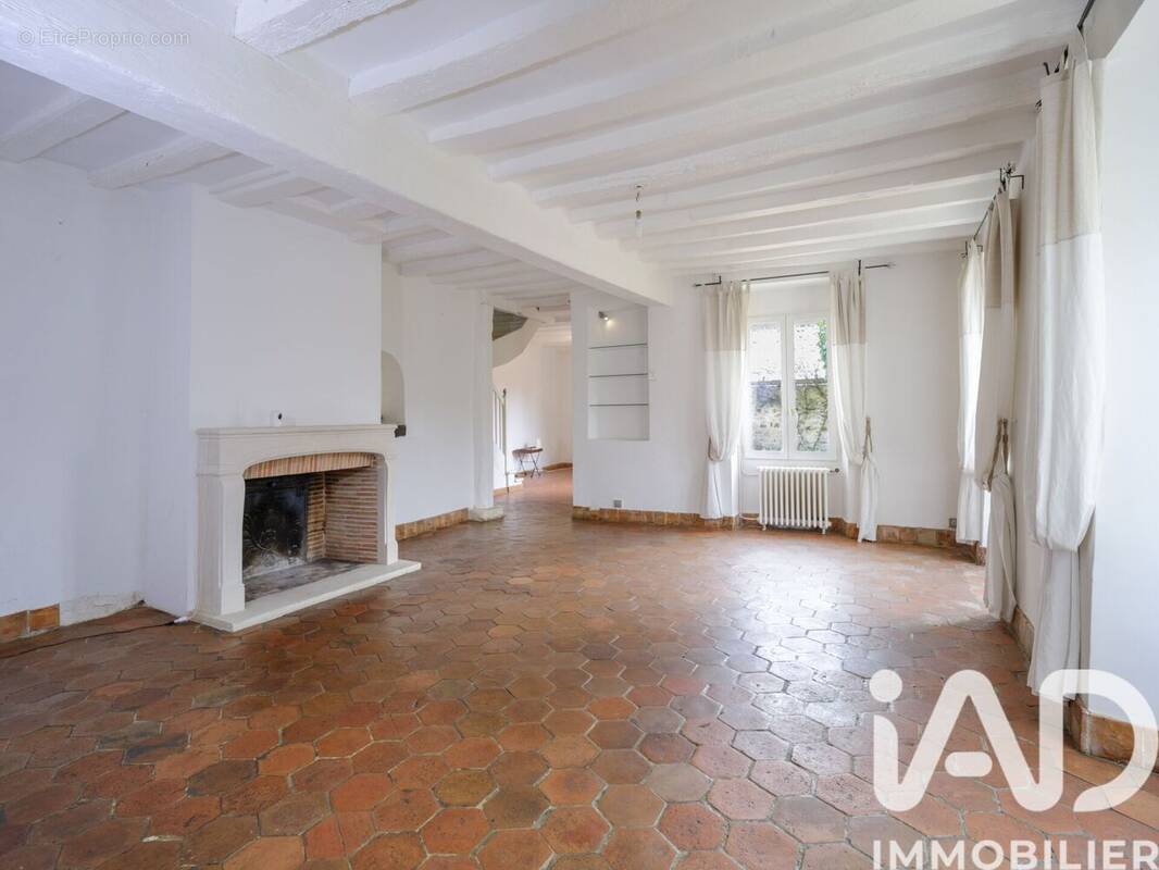 Photo 1 - Maison à CERNAY-LA-VILLE