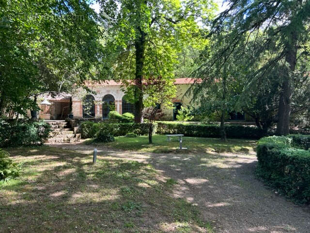 Maison de maitre XVIII -ème 430m² chambres d'hôtes réceptions mariages - photo 3