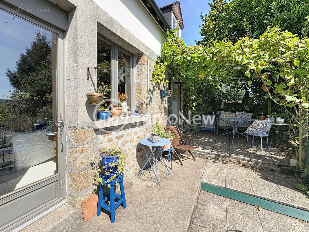 Magnifique longere annee 1711 d une surface de 140 m2 sur 1835 m2 - photo 30