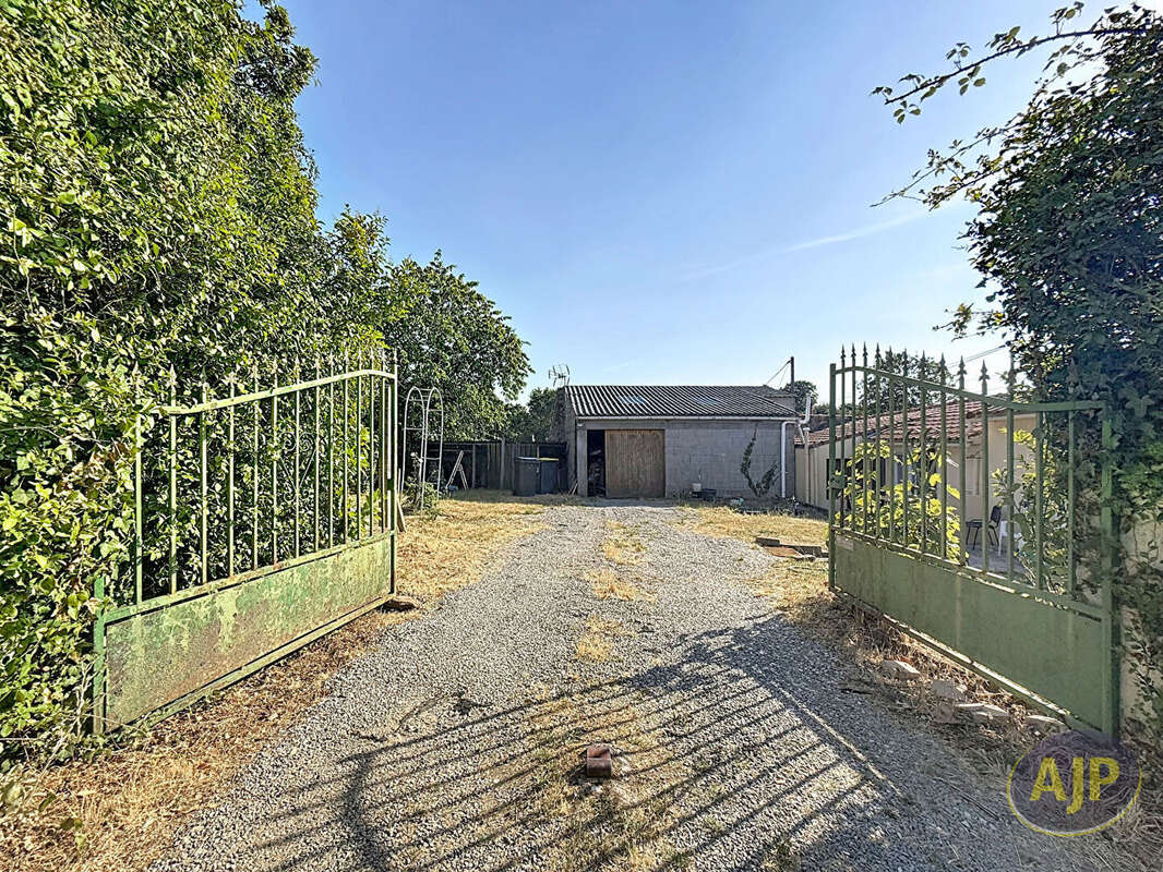 Maison Sainte Pazanne 74 m2 + grand garage - photo 12