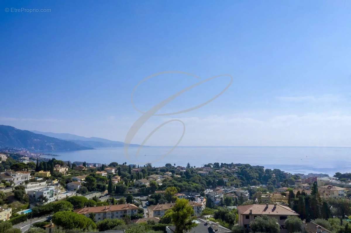 Maison à ROQUEBRUNE-CAP-MARTIN