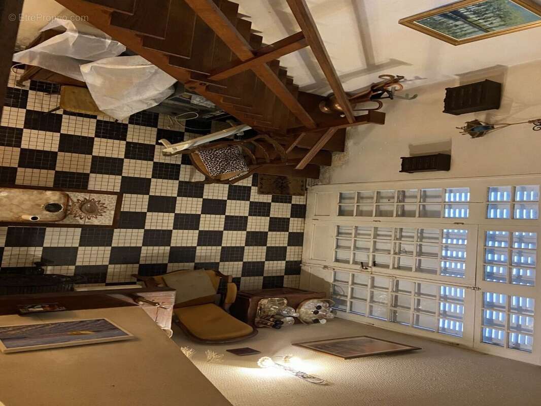 Maison à LA CHAPELLE-MONTLINARD