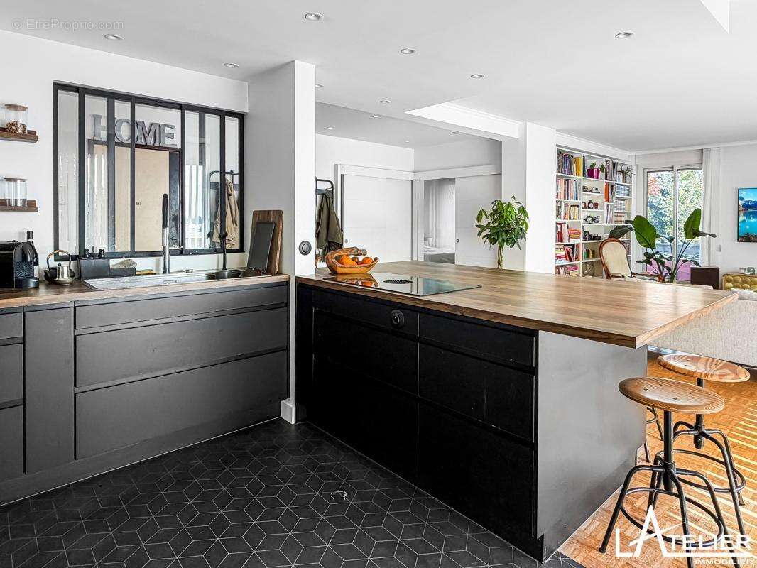 Appartement à MAREIL-MARLY