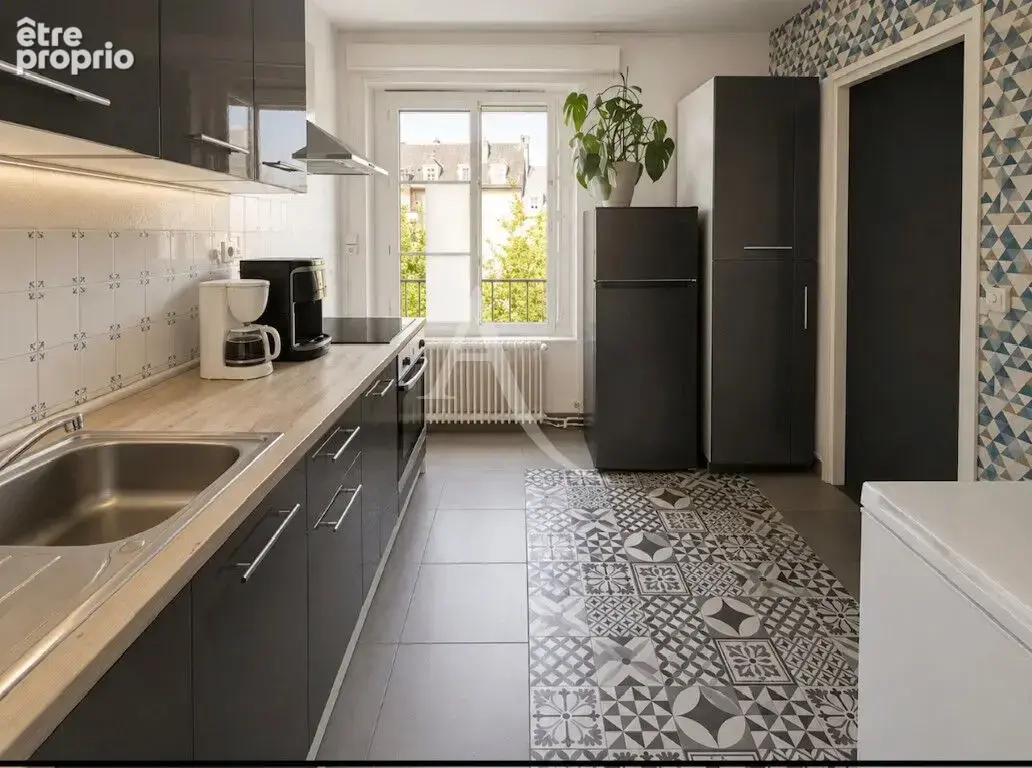 En vente - nevers immeuble de 230 m²  avec 3 appartements - photo 4