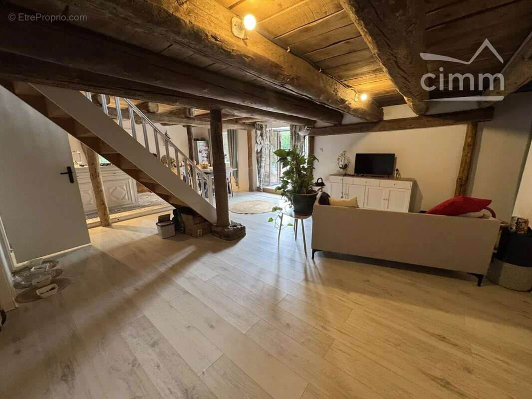 Ancienne chaumière avec dépendance - photo 26