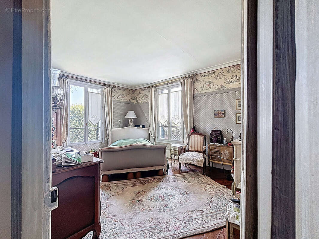 Maison à BRY-SUR-MARNE