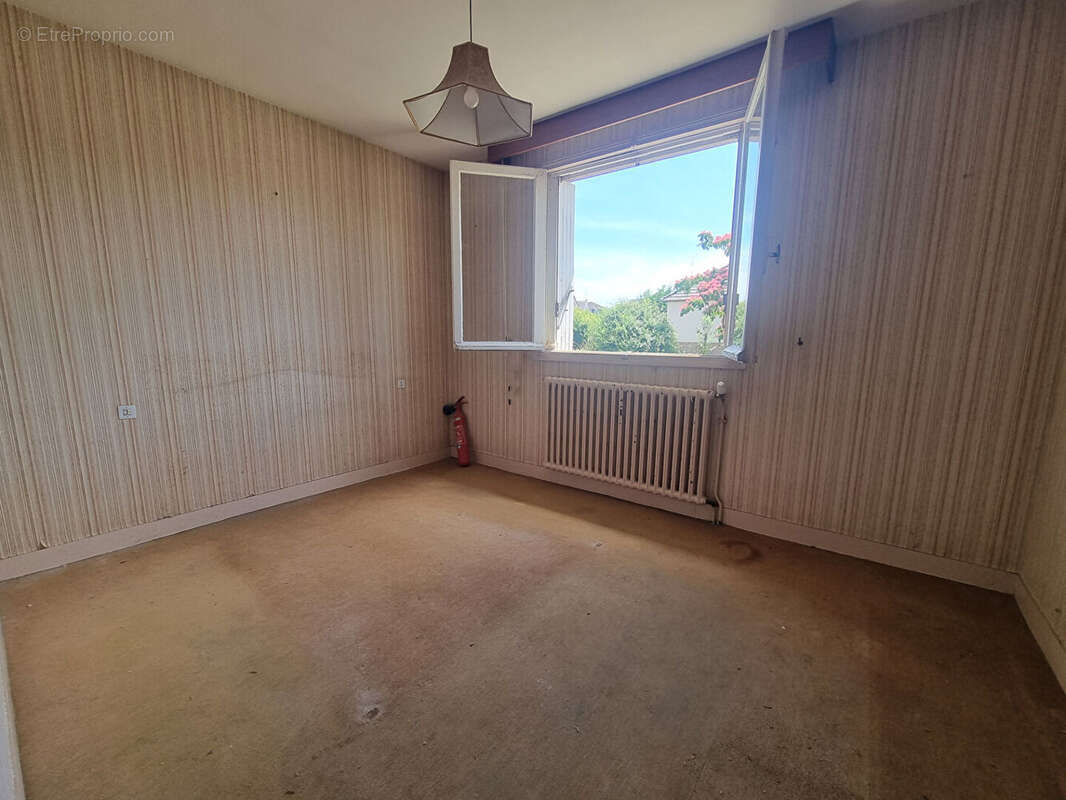 Maison Ducey Les Cheris - photo 7
