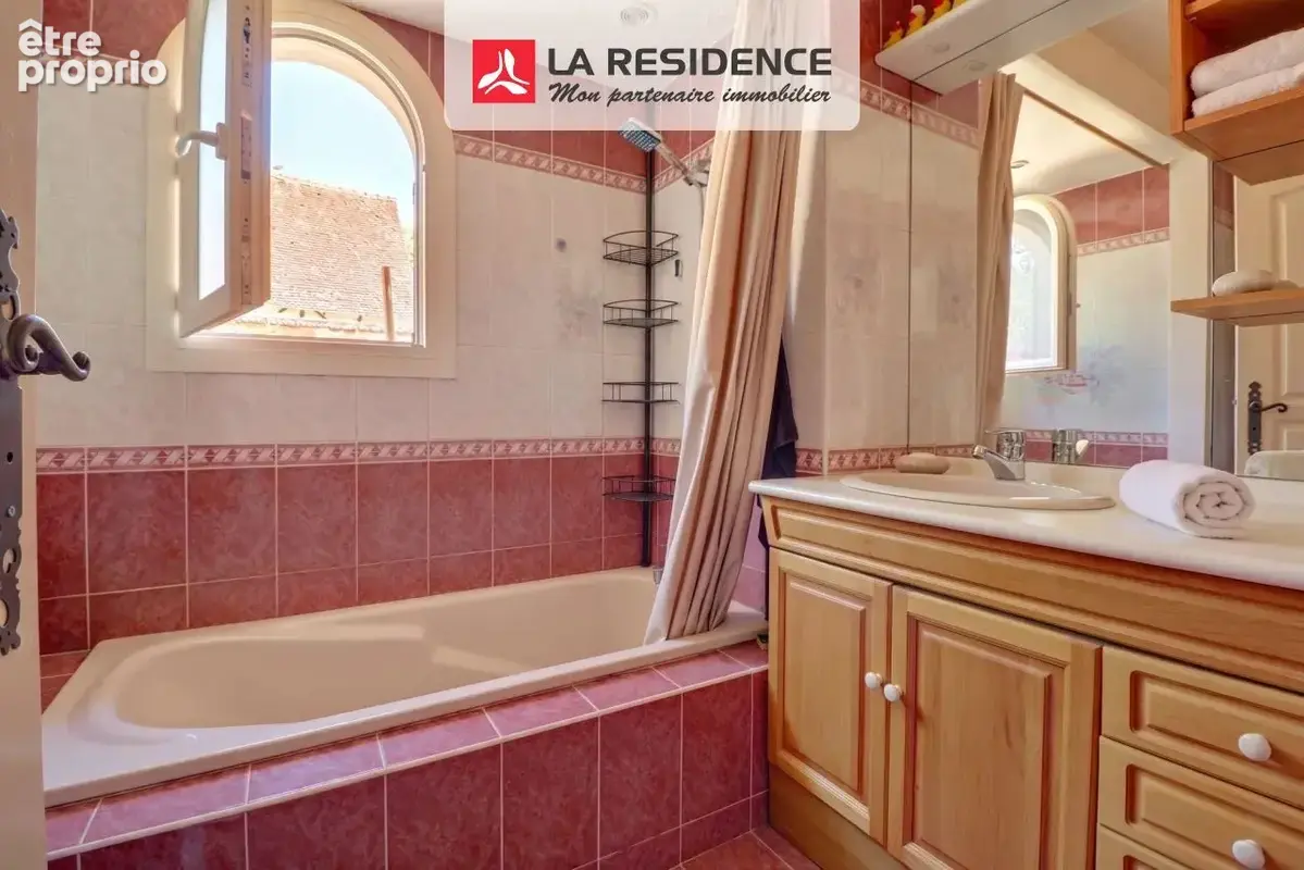 Maison 79 m² à Saussay  - photo 6