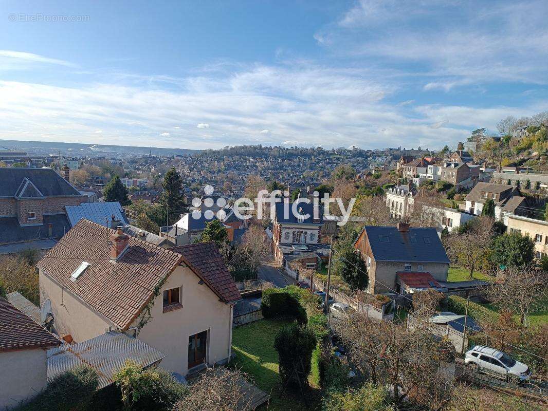 Maison à BOIS-GUILLAUME