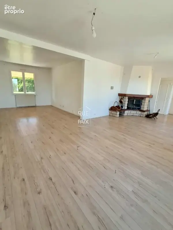 Maison sur sous sol , secteur prisé de Naintré 191.90 m2 - photo 3