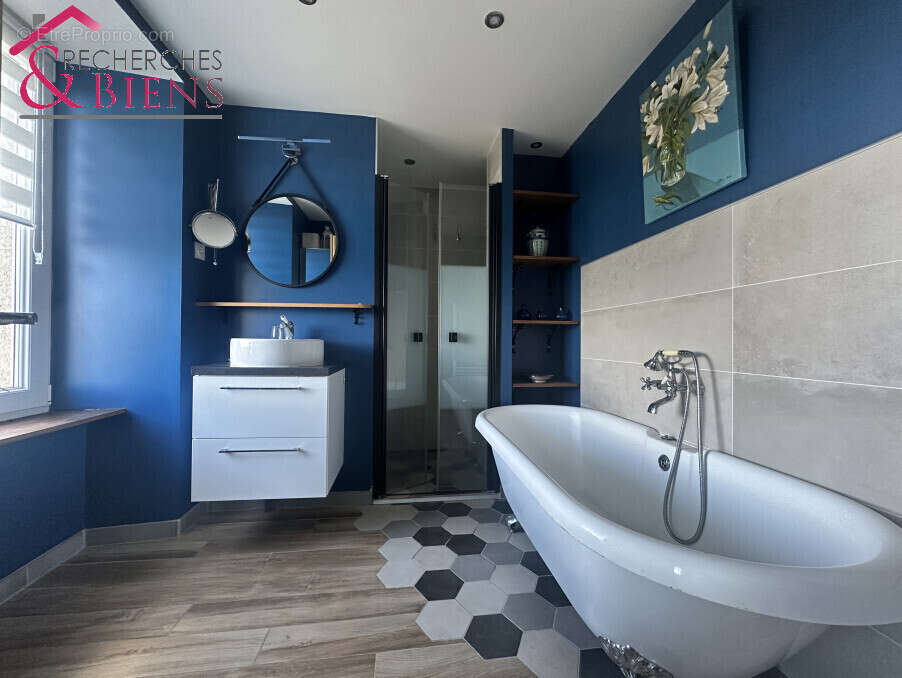 Maison à TOURLAVILLE