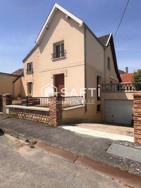 Photo 1 - Maison à VILLERS-MARMERY