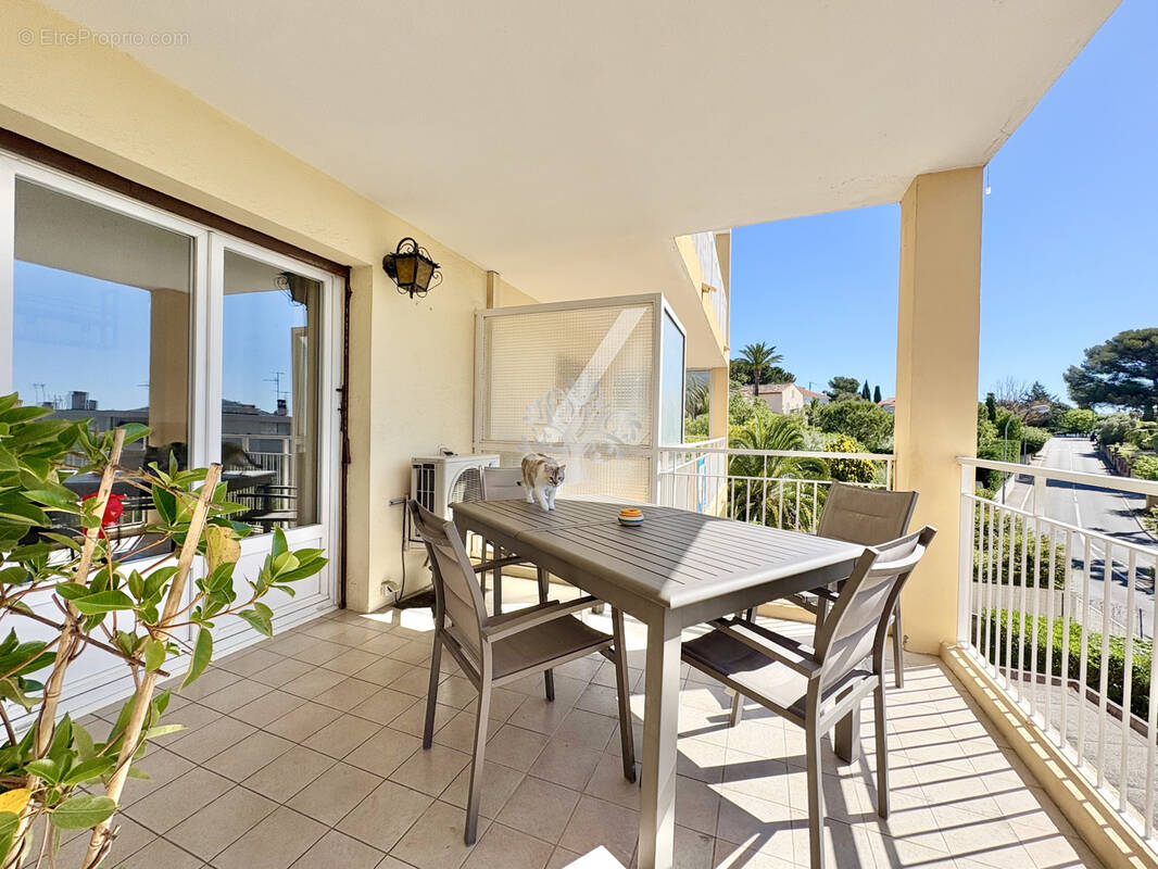 Appartement à SANARY-SUR-MER