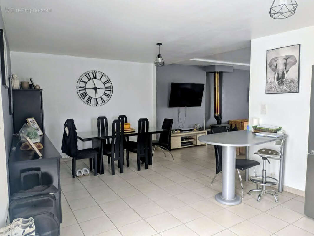 Maison à EMBRY