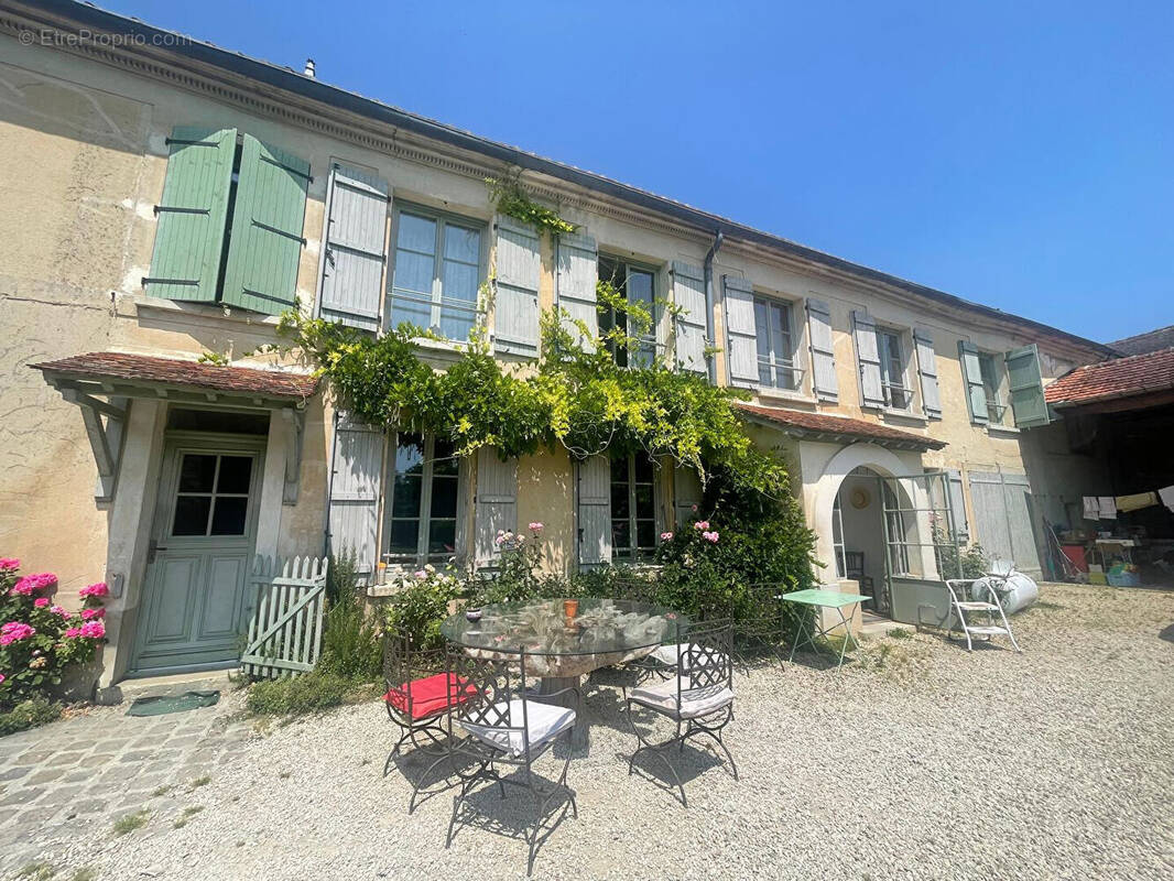 Maison à JAULGONNE