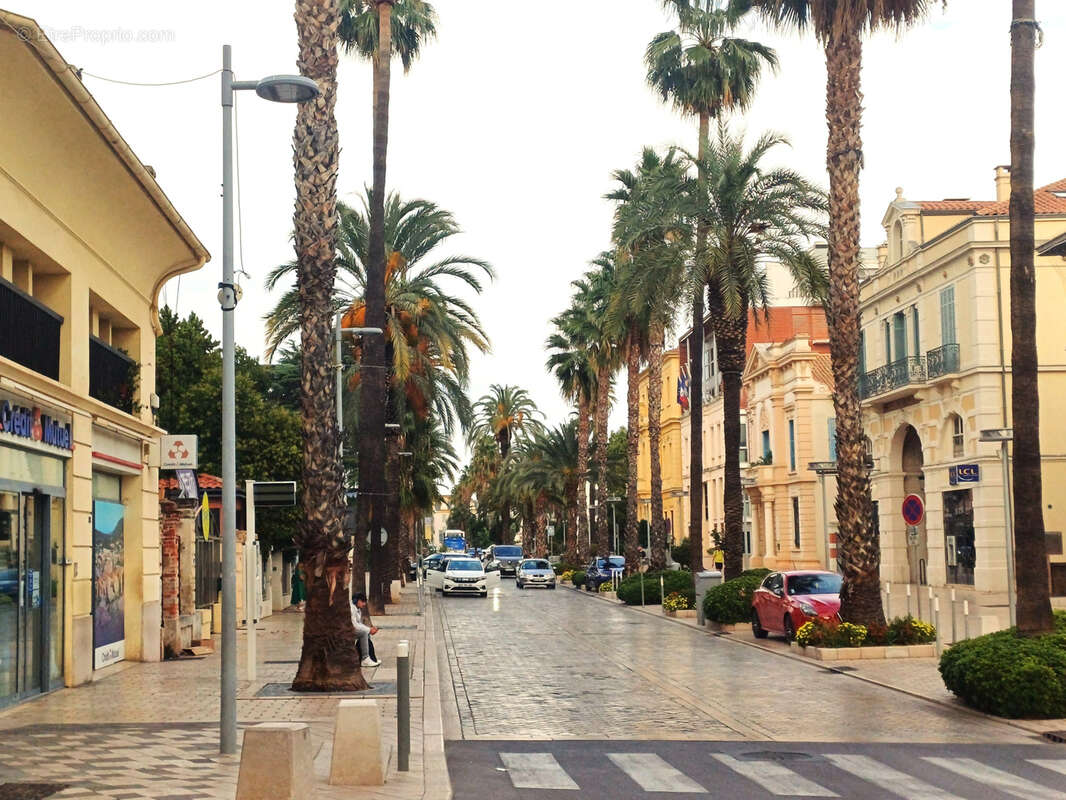 Appartement à HYERES