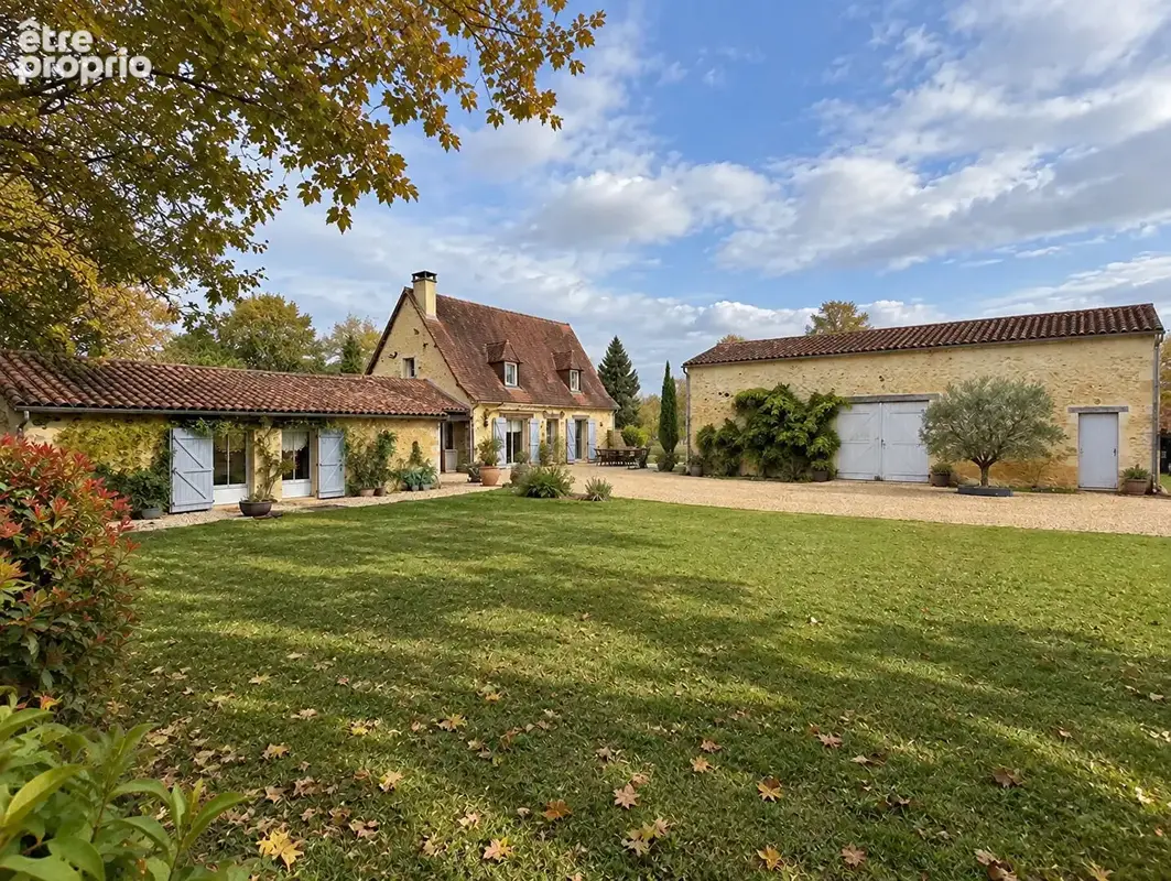 Maison à ANTONNE-ET-TRIGONANT