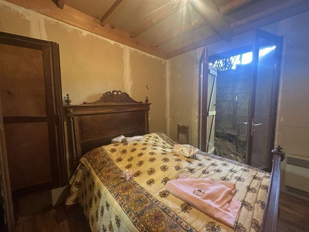 Maison 91 m² à Montignac-De-Lauzun  - photo 8