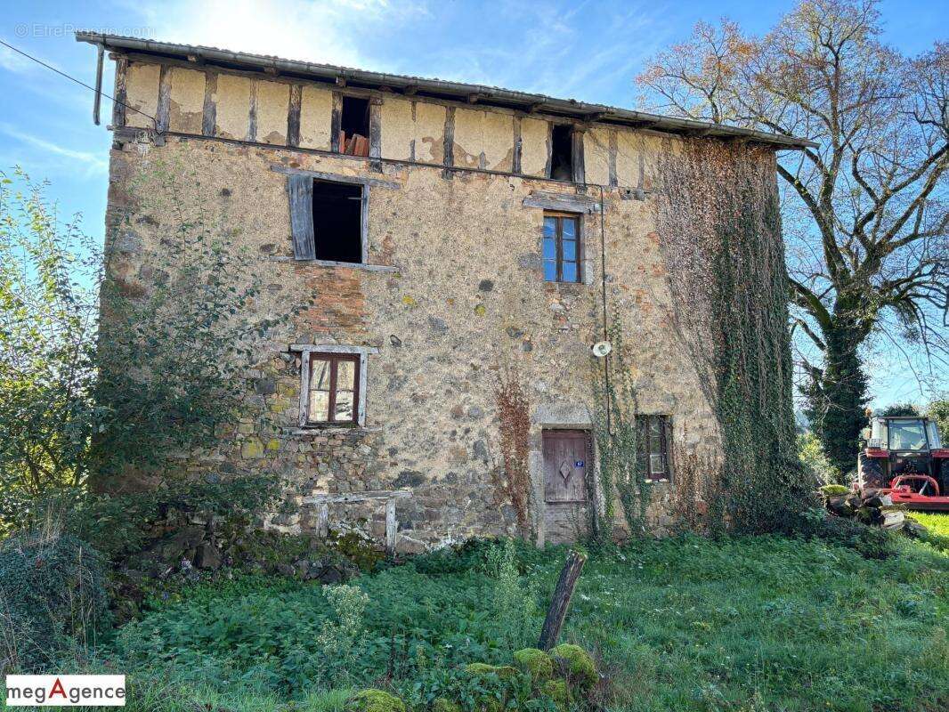 Maison à NAVES