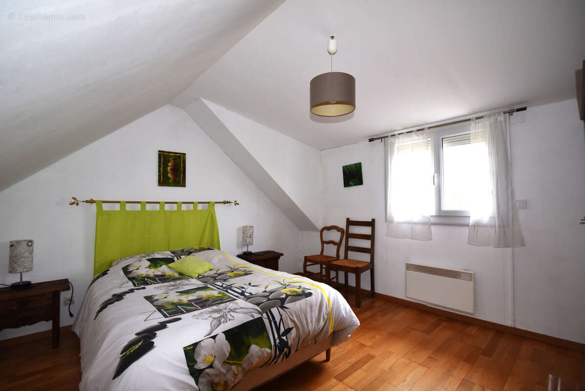 Maison à SAINTE-HONORINE-DU-FAY