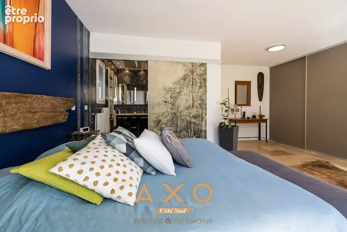 Jouques - villa t8 - plain-pied - studio indépendant - piscine - jacuzzi - 3 garages - 1 hectare - 1 029 000  - photo 4