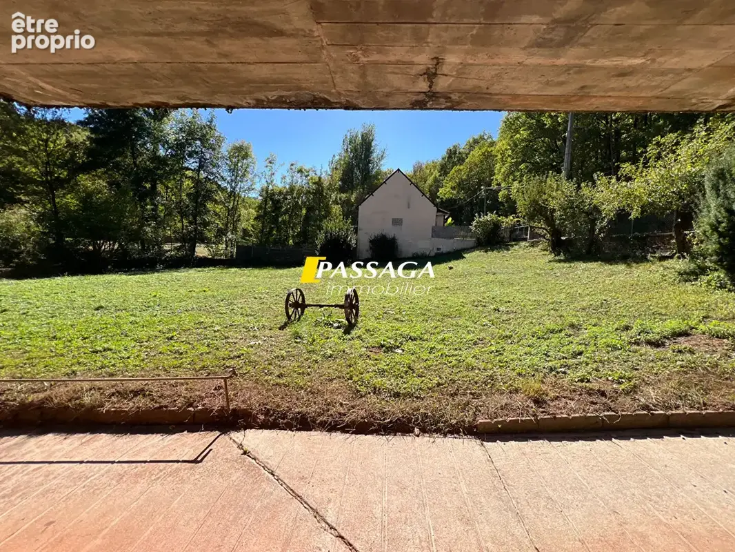 A VENDRE - Maison d'habitation avec terrain - MARCILLAC VALLON - photo 13