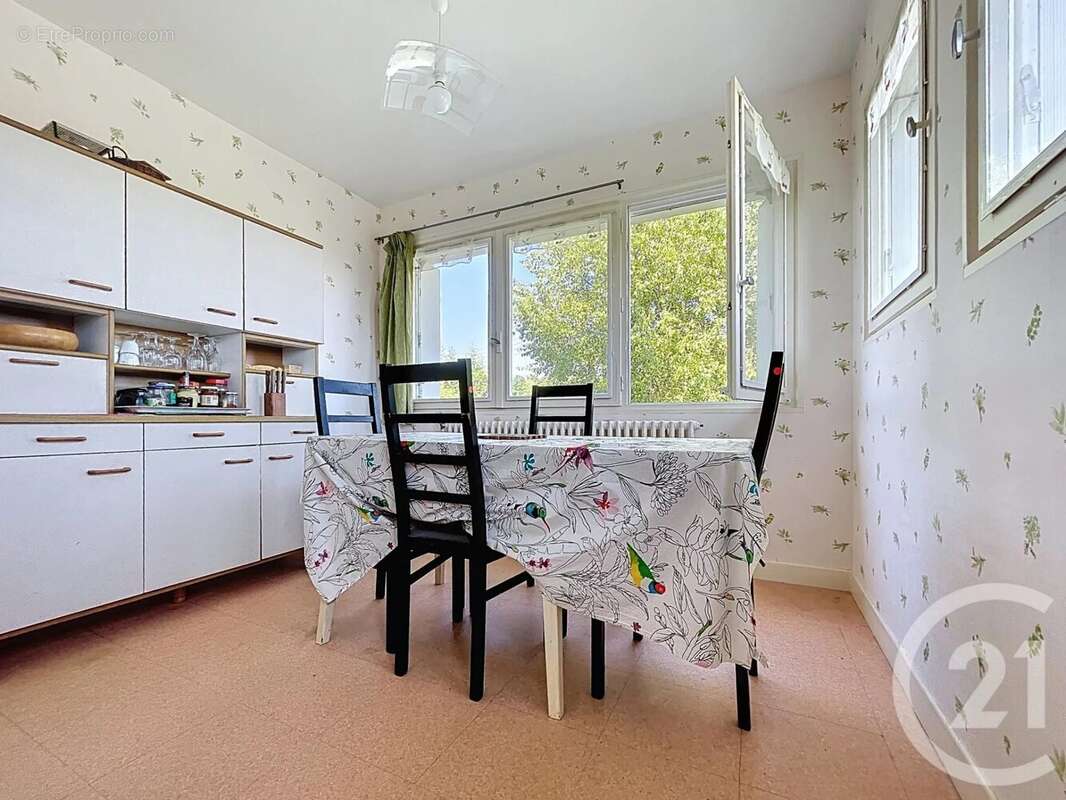 Maison à SAINTE-FEYRE