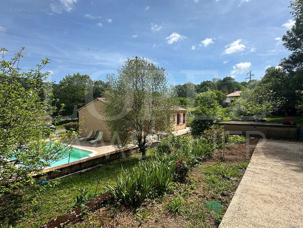 Maison à LACABAREDE