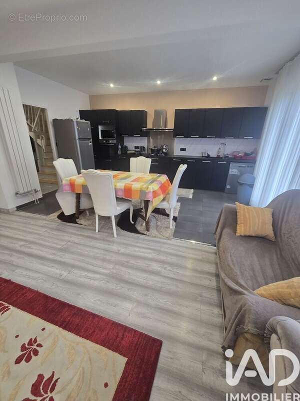 Photo 3 - Maison à EPERNAY