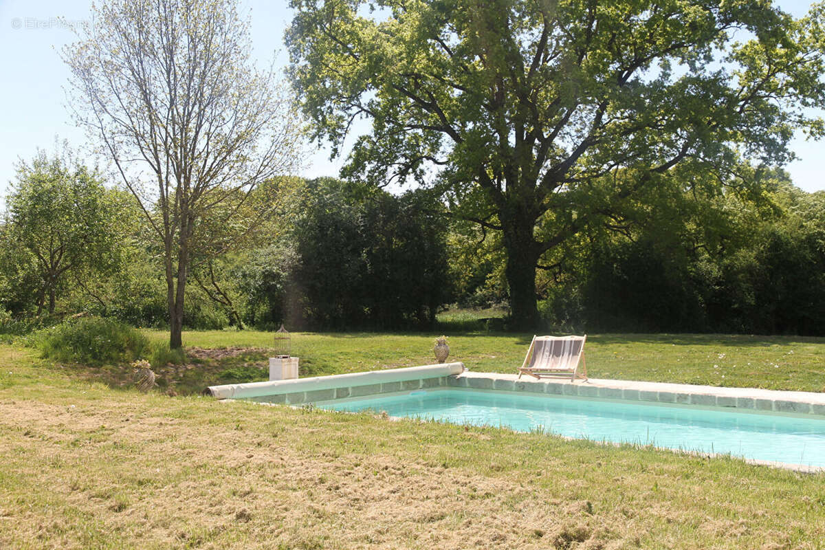 Domaine de charme à Autry Issards - photo 4