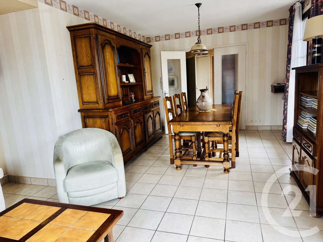 Maison à LE CREUSOT