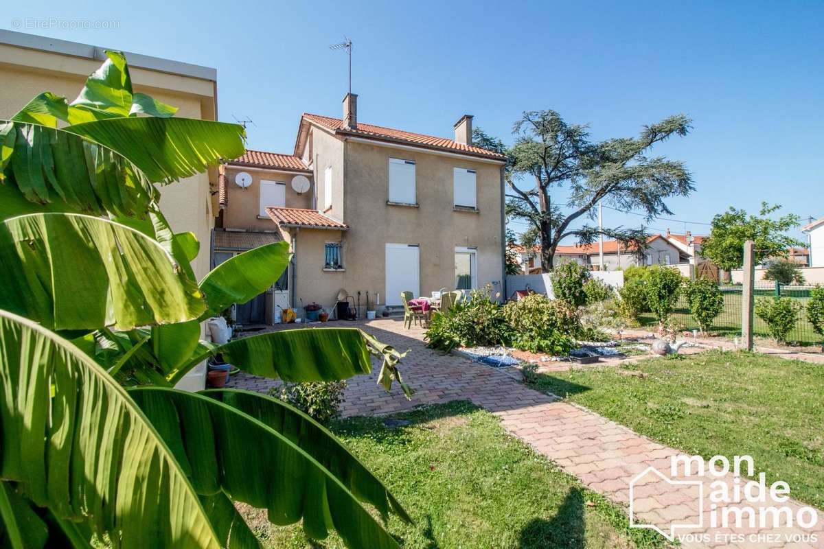 Autre à ROUMAZIERES-LOUBERT