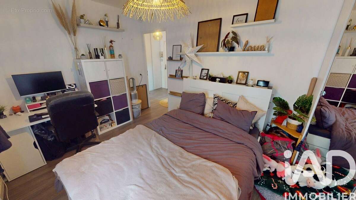 Photo 9 - Appartement à SAVIGNY-LE-TEMPLE