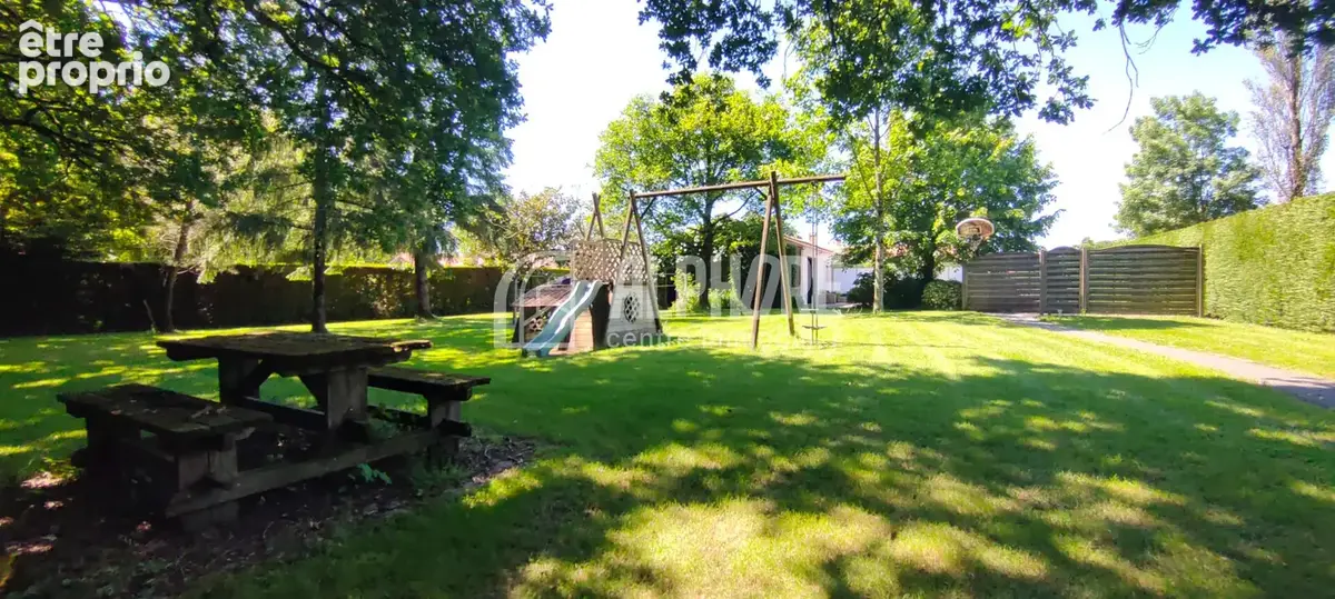 Maison 5 pièces 182 m² à vendre à Les Essarts (85140) - photo 6