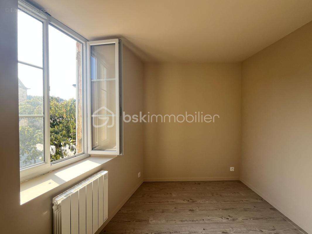 Appartement à POMMIERS
