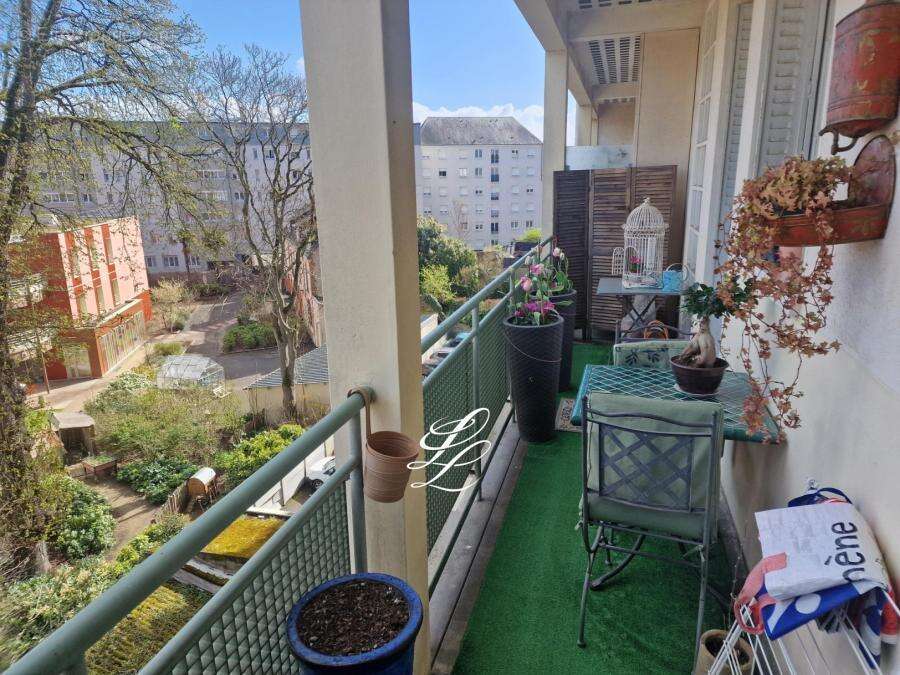 Appartement 114 m² à Le Mans  - photo 803