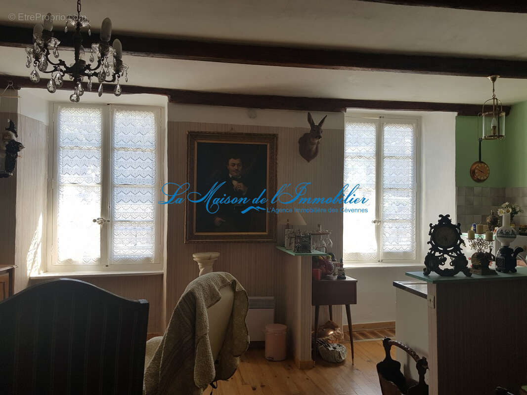 Vallée Borgne, ensemble immobilier de 4 appartements avec cour et terrain non attenant - photo 5