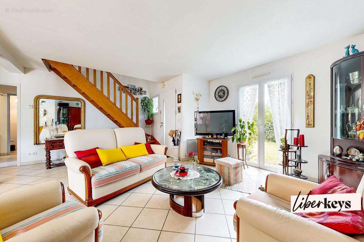 Berric centre Maison 5 pièces 106 m² - photo 3