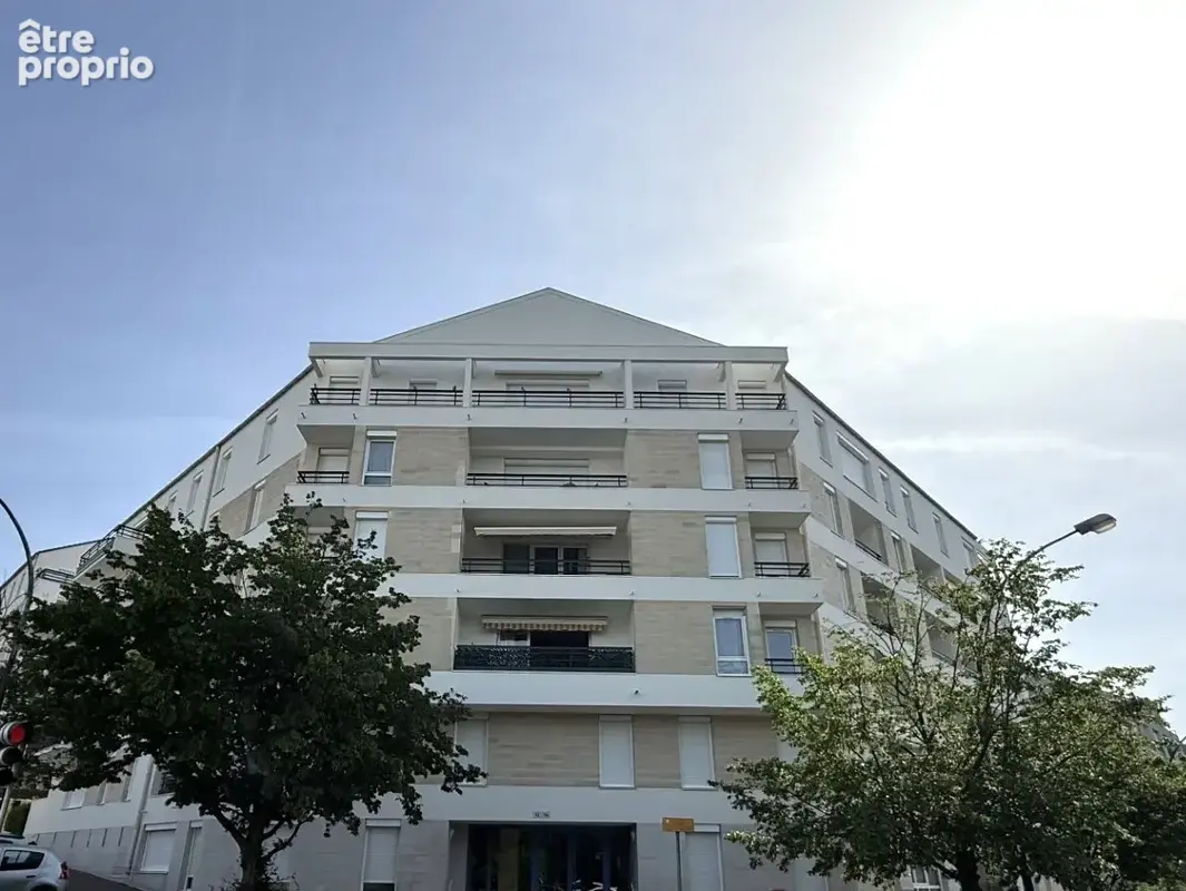 2 pièces lumineux avec balcon en étage élevé - photo 11