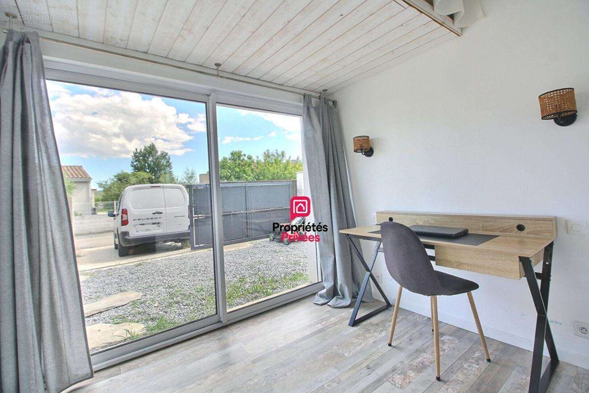 Maison 3 chambres 92 m² de plain pied avec piscine à Vacquieres - photo 15