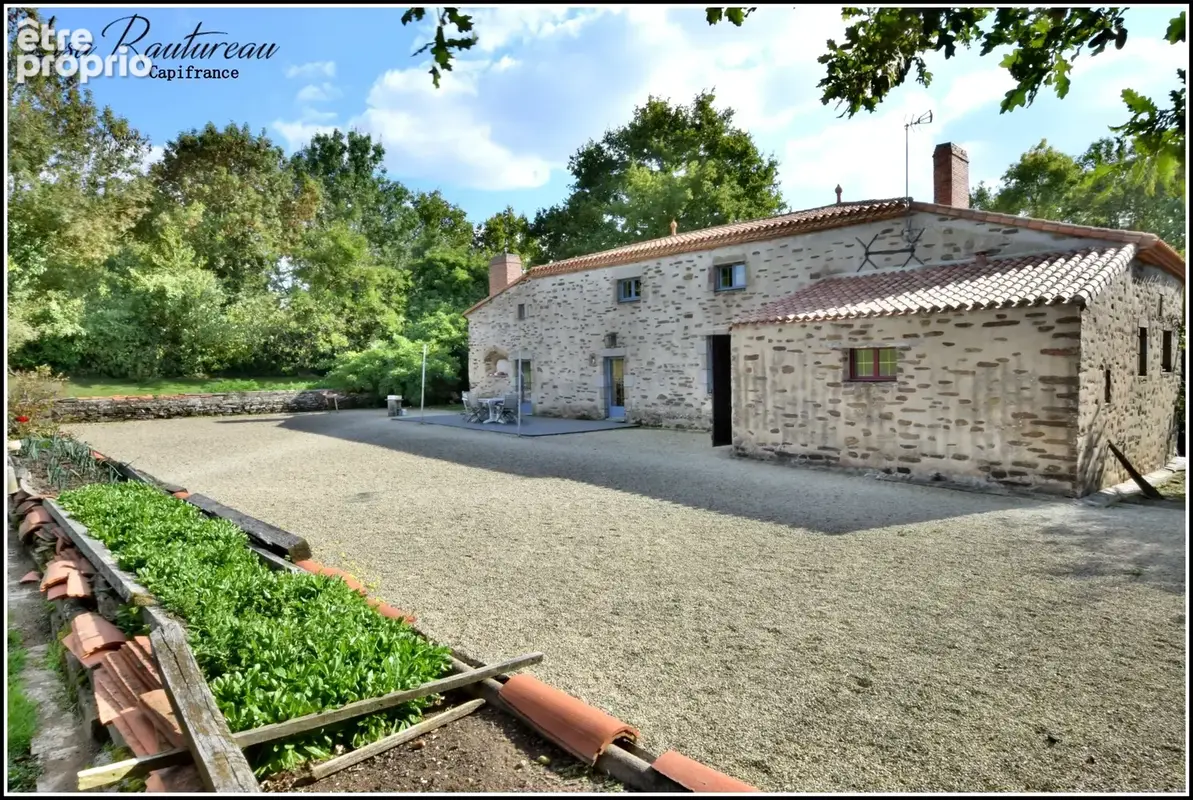 Maison à CHAVAGNES-EN-PAILLERS